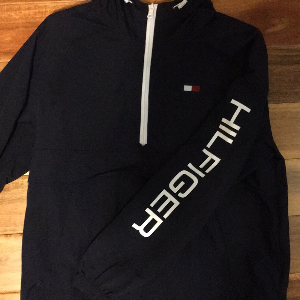 Tommy Hilfiger Men’s Navy Windbreaker